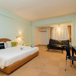 Hotel Lodaya Syariah Bandung RedPartner